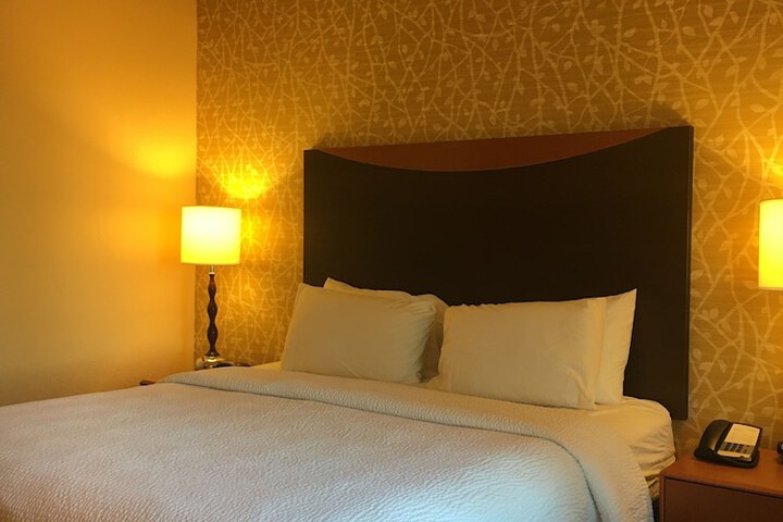 Room 10 of 24