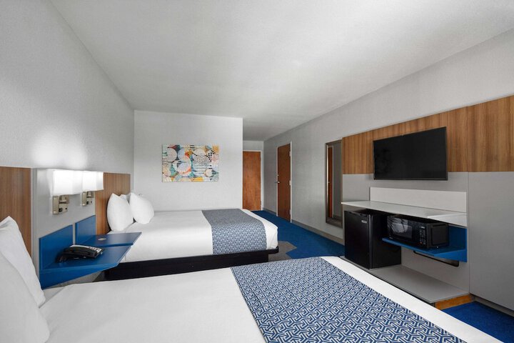 Room 46 of 53