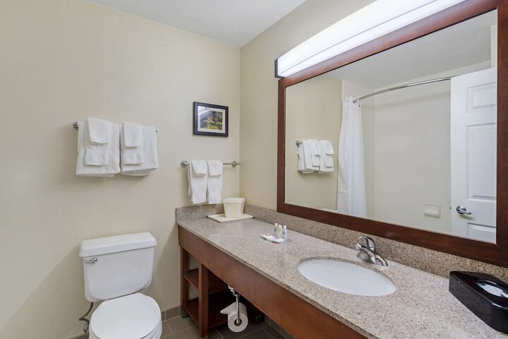 Room 16 of 27