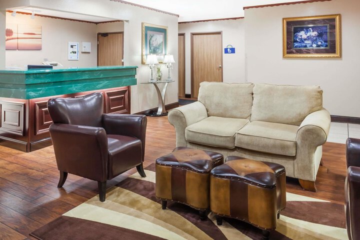 Hotel Interior 4 of 45