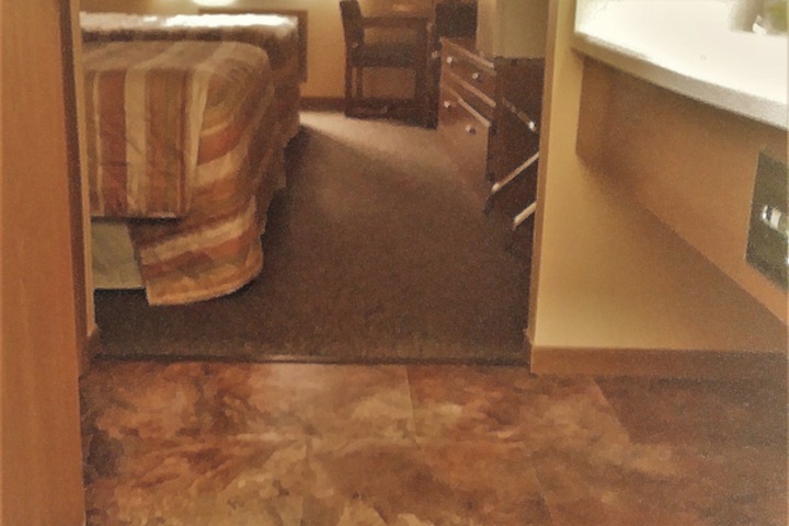 Room 33 of 41