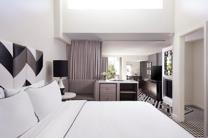 Room 21 of 87