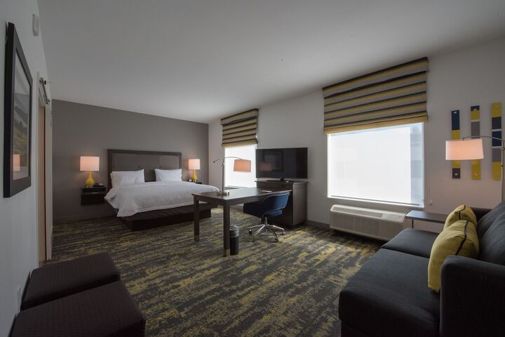 Room 15 of 37