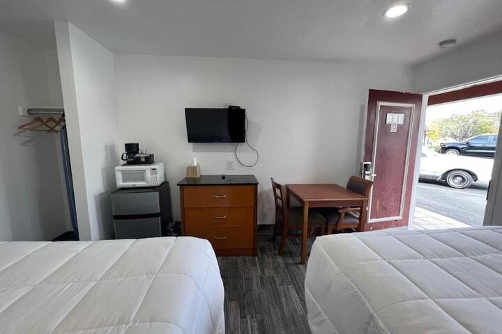 Room 17 of 82