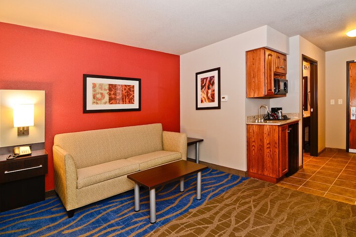Room 5 of 40