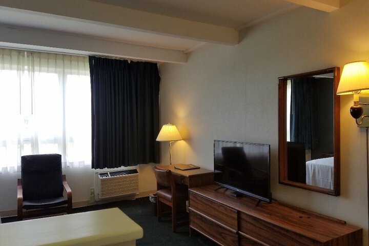 Room 21 of 42
