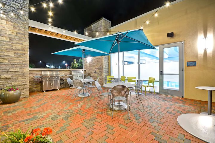 Terrace/Patio 39 of 40