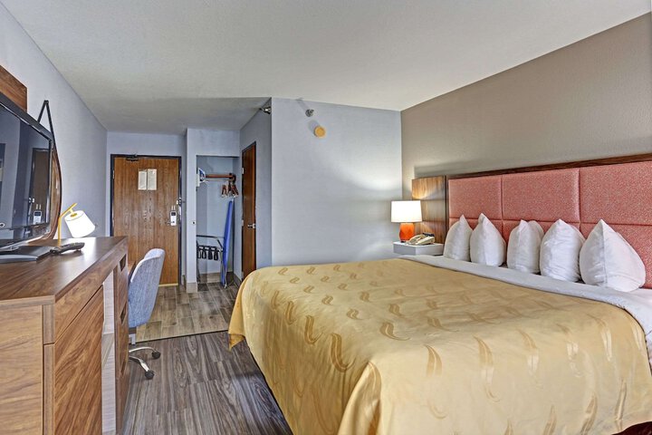Quality Inn Pierre - Fort Pierre