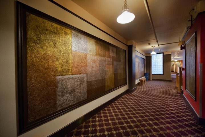 Ballroom/Hall 23 of 24