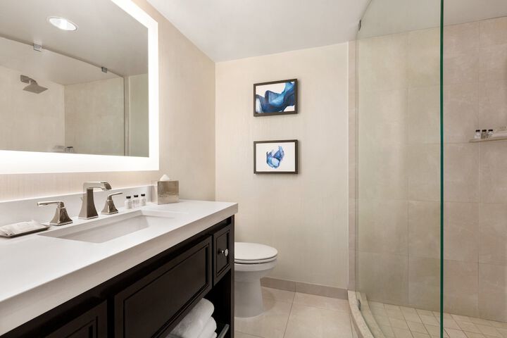 Crowne Plaza: Philadelphia - King of Prussia by IHG
