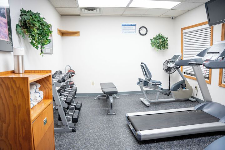 Coshocton Village Inn and Suites