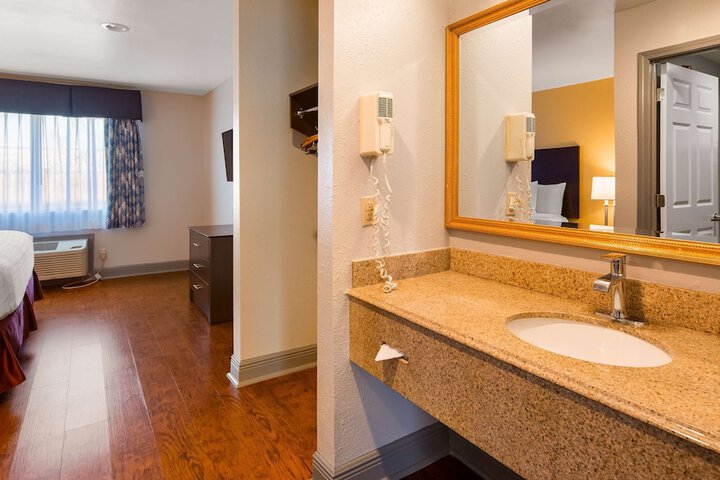 SureStay Plus Hotel by Best Western Hammond