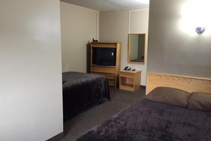 Room 15 of 24