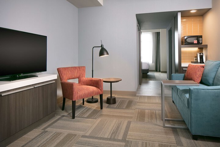 Room 18 of 49