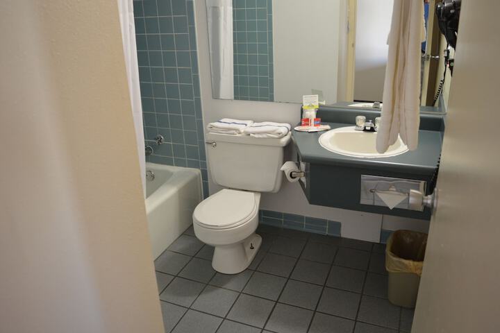 Room 15 of 25