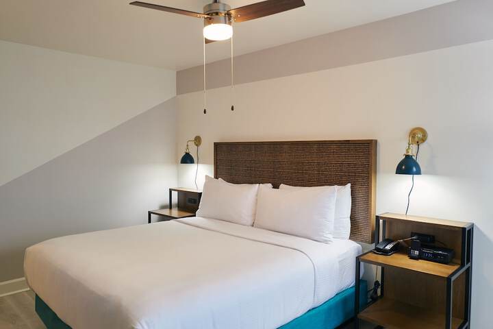 Room 29 of 43