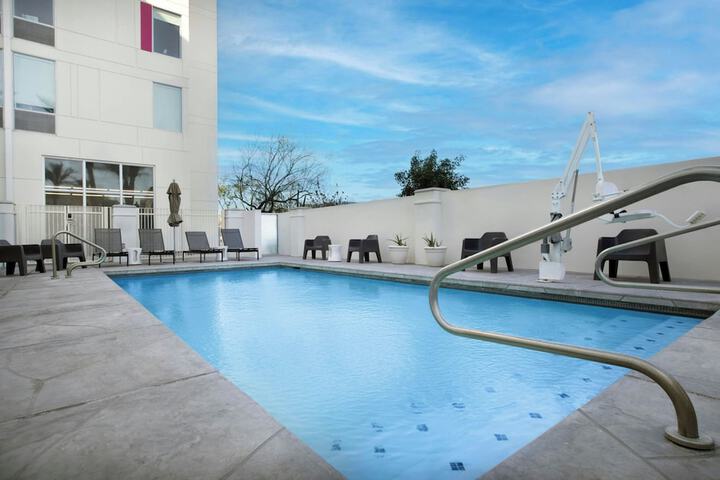 Pool 7 of 53