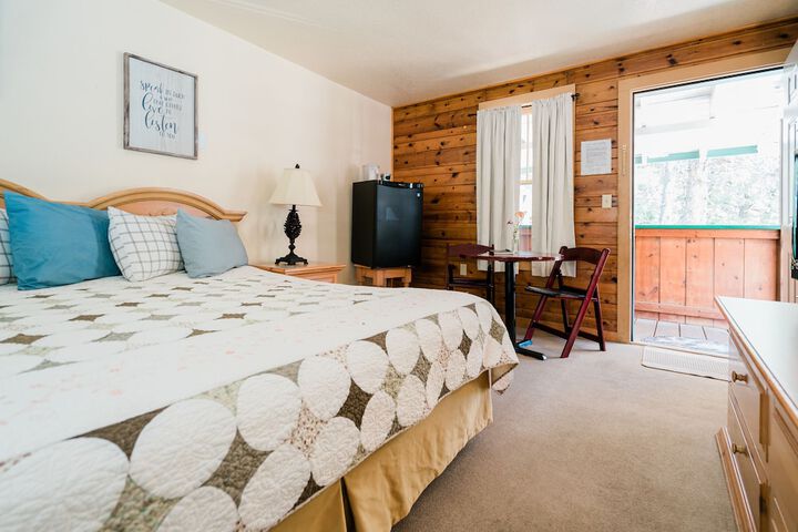 Room 15 of 18