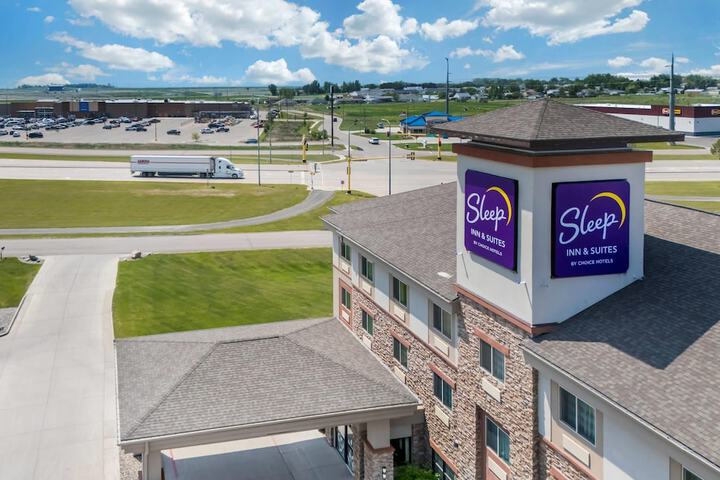Sleep Inn & Suites Devils Lake