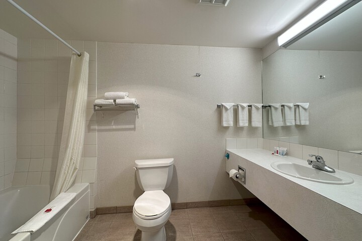 Room 44 of 96