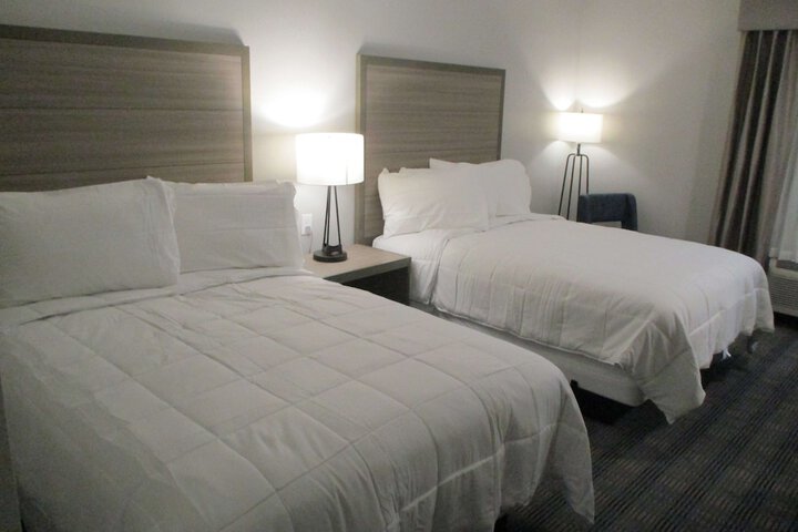 Room 13 of 19