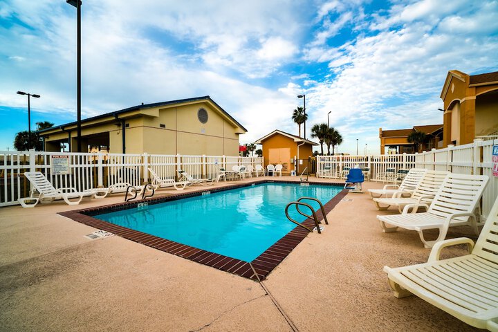 Pool 4 of 58