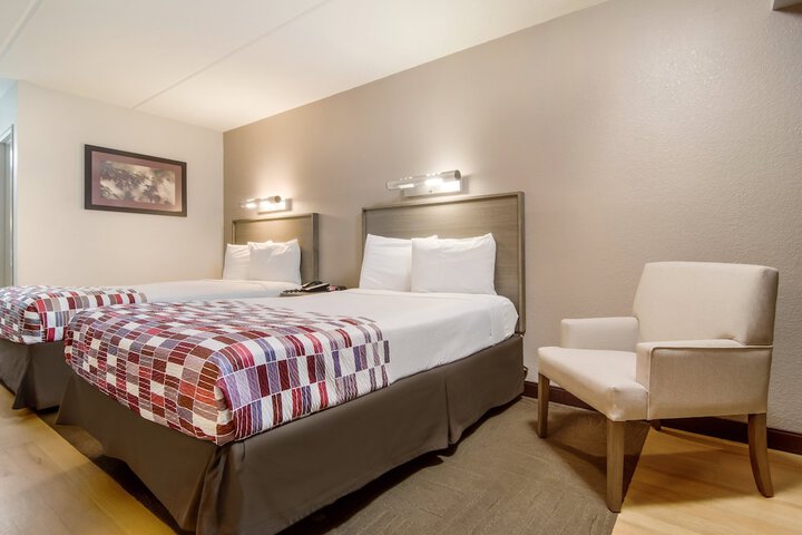 Room 21 of 37