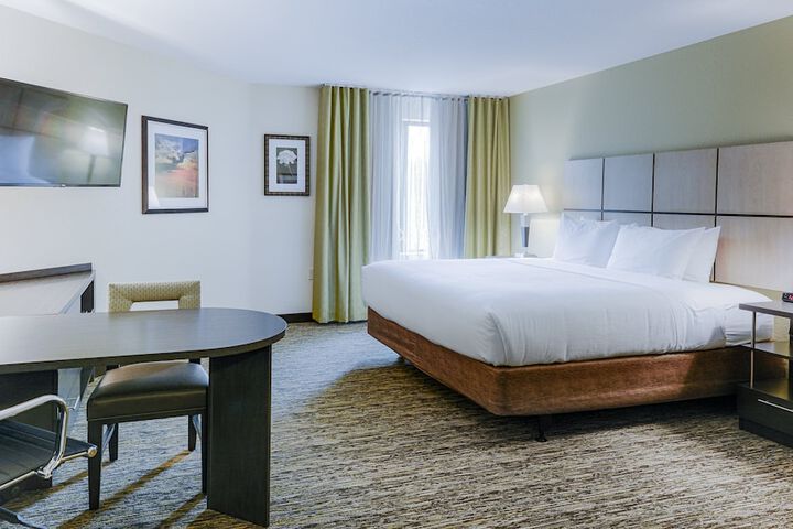 Room 18 of 26