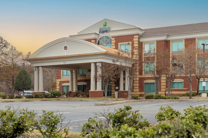 Holiday Inn Express Hotel & Suites Memphis / Germantown by IHG