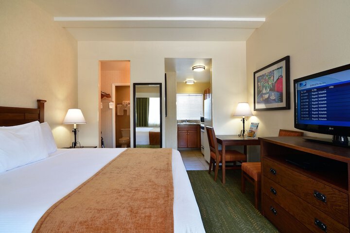 Room 25 of 42