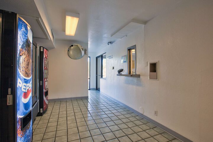 Hotel Interior 7 of 29