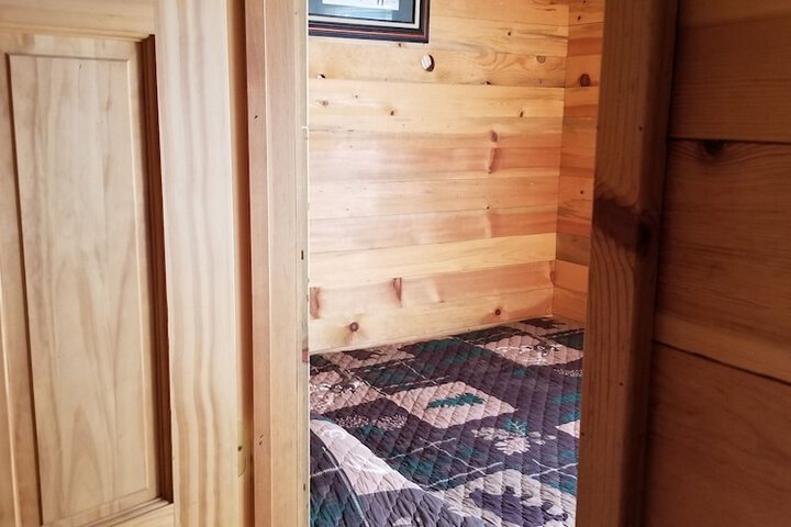 Room 28 of 42