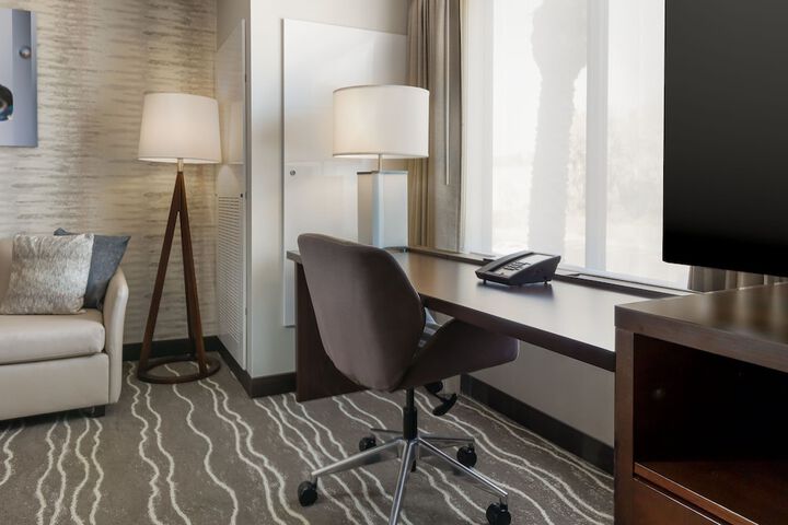 Room 32 of 51
