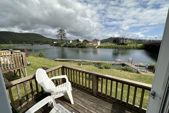 Raines Resort Cabins & RV