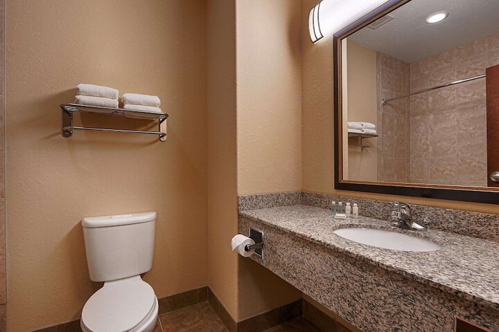 Room 16 of 29