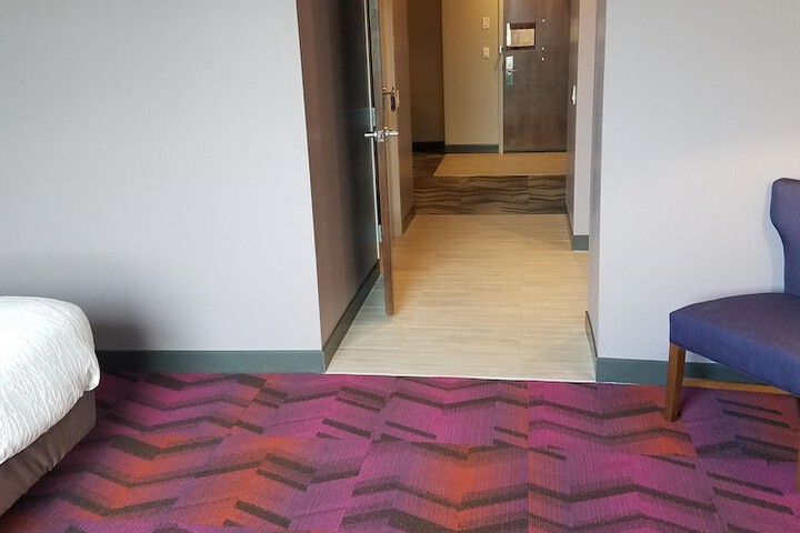 Room 30 of 64