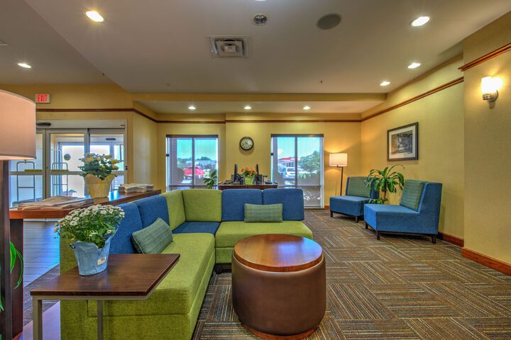 Comfort Suites Urbana Champaign University Area