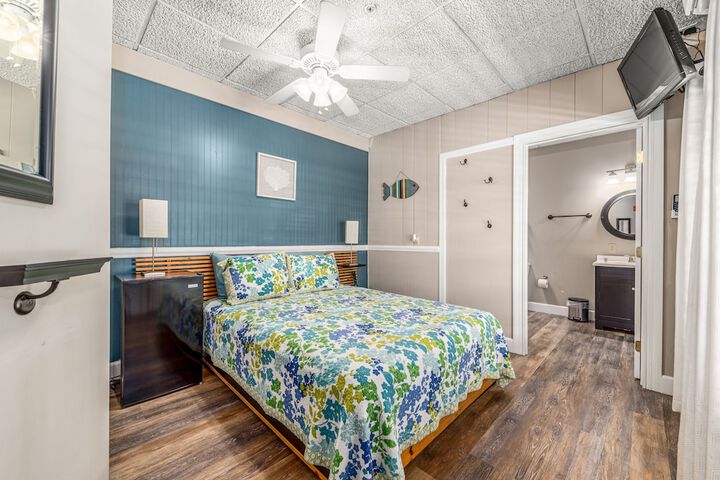 Room 14 of 38