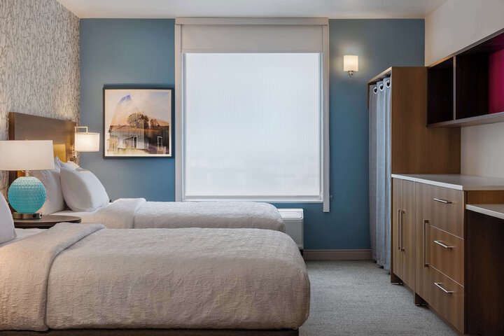 Room 34 of 61