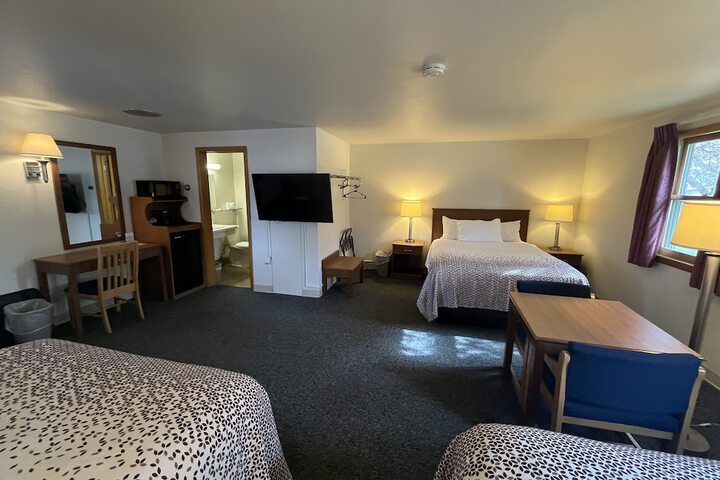 Room 18 of 38