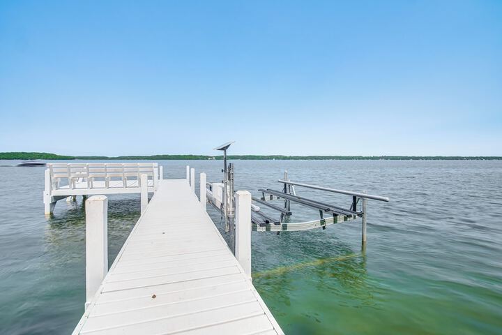 Green Lake Getaway w / Dock: Boating + Swimming!