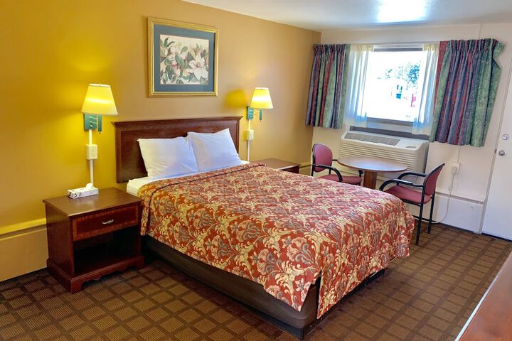 Room 16 of 39