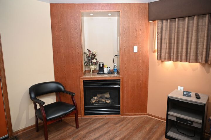 Room 29 of 34