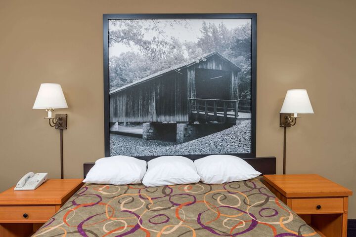 Room 28 of 39