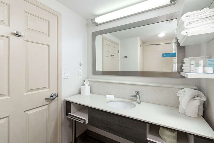 Hampton Inn Daytona Shores - Oceanfront