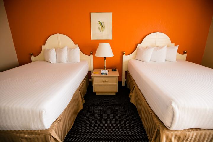 Room 22 of 38