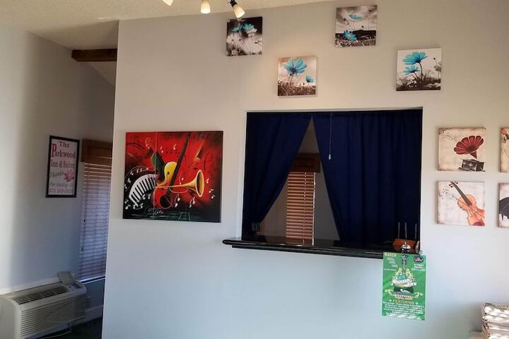 Hotel Interior 11 of 28