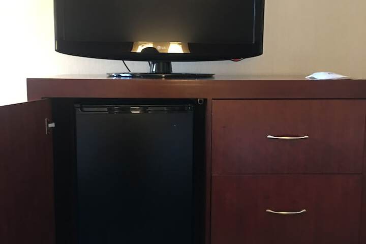 Room 16 of 32