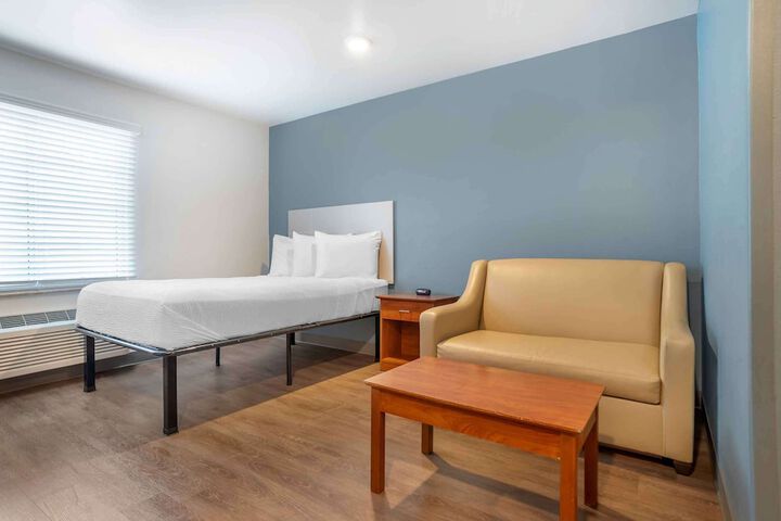 Room 27 of 28