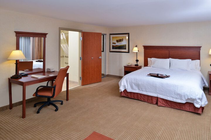 Room 54 of 71